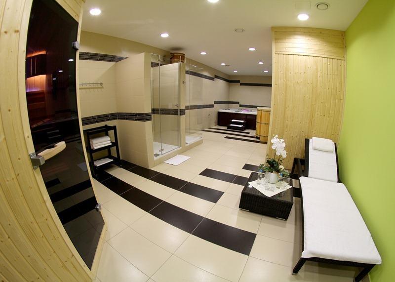 Aviator Medical Wellness Hotel Maslow  Wnętrze zdjęcie